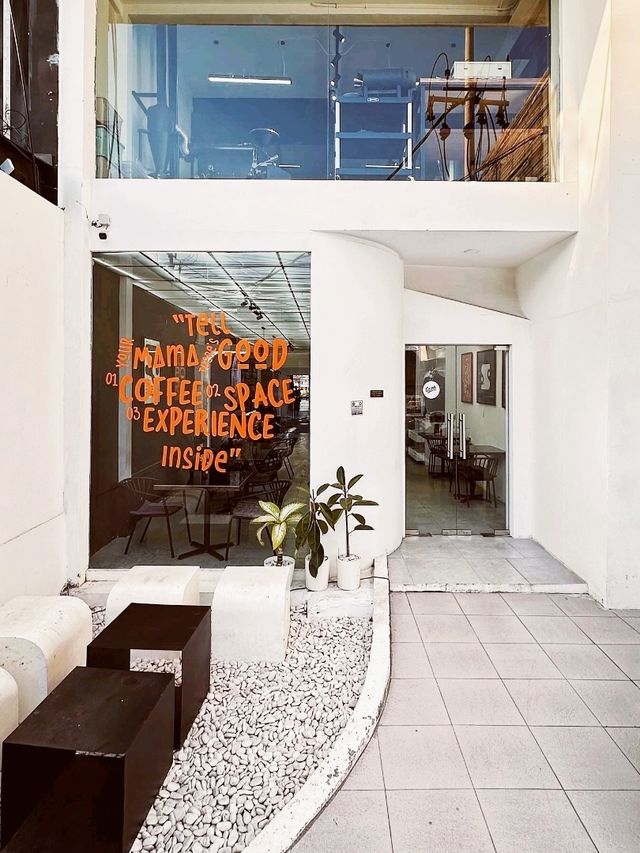 Saibora Cafe & Bar