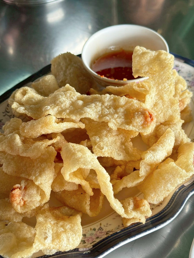 อิ่มอร่อยในราคาไม่แพงที่ร้านเจ้ไพรริมเขื่อน 