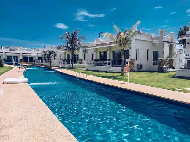 Oriental Beach Pearl Resort 🏝️