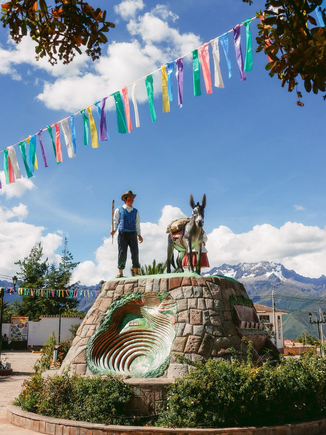地上絵のような謎の円形遺跡、モライ🏔️