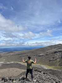 🏔 Tongariro Alpine Crossing｜北島最震撼的火山地貌健行路線，一日走過中土世界 