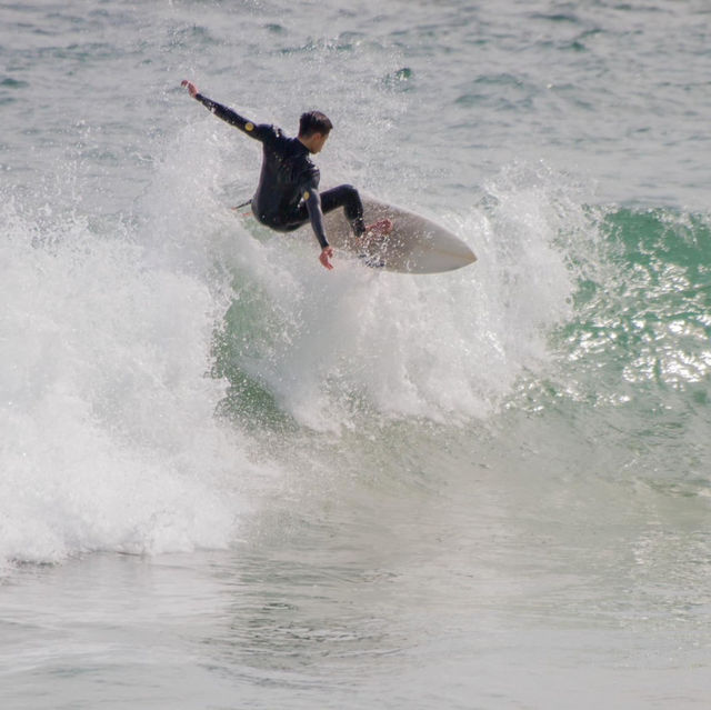 Big Wave Bay: Catching Waves in Hong Kong’s Coastal Hideaway