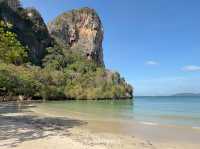 🌴 รีวิวอ่าวไร่เลย์ กระบี่ 2025 | หาดสวย น้ำใส