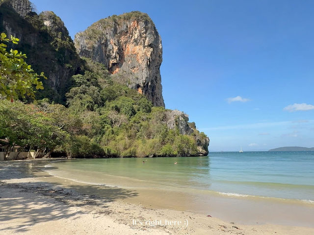 🌴 รีวิวอ่าวไร่เลย์ กระบี่ 2025 | หาดสวย น้ำใส