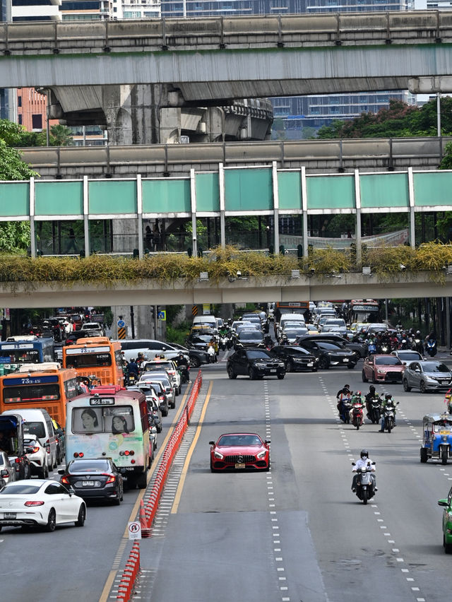 Bangkok: Where Chaos Whispers Magic