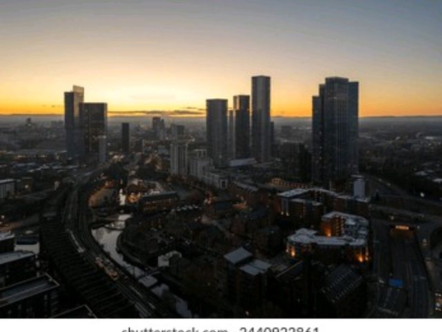 Manchester, UK 2025 Travel Guide: Culture, Football & Hidden Gems