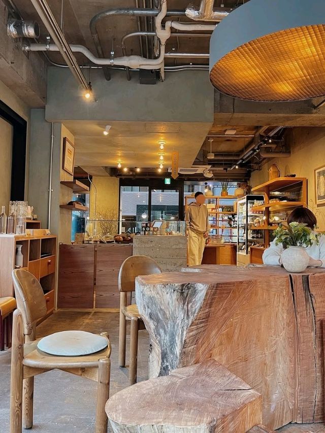Parklet bakery Ningyocho