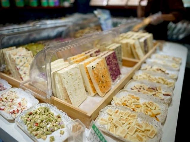 ของกินเยอะมากถนนควานจ๋าย(Kuan Zhai Alley)