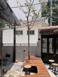Ka Coffee is a beloved café