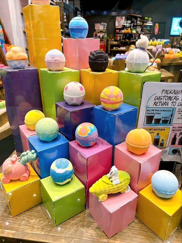 Lush at Aeon Tebrau: Smells So Good!
