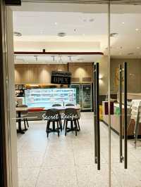 From Clay Pot to Cake Slice: A Flavorful Duo at Suasana PJH
