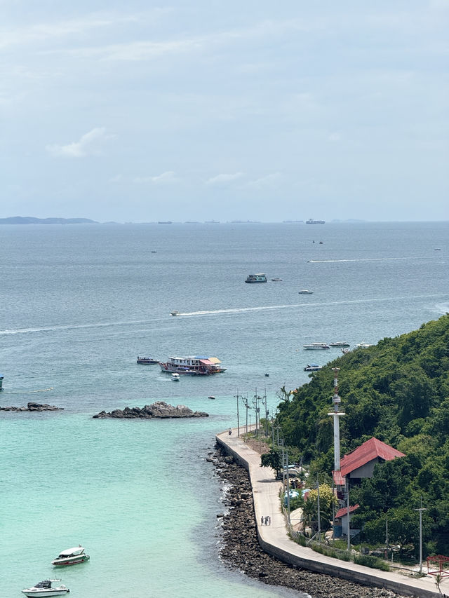 เที่ยวเกาะล้าน  ต้องมาตาแหวน  น้ำทะเลใสมากกกกก