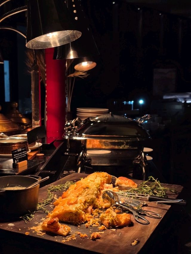 Buffet Dinner at Intercontinental Hotel Bugis Singapore