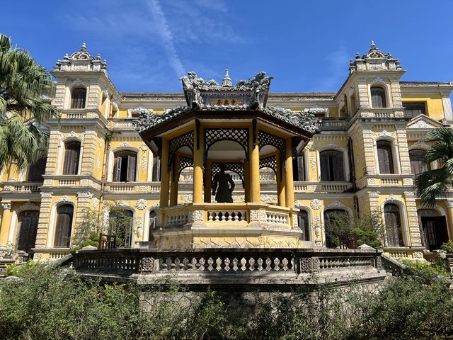 The Beauty of An Dinh Palace – A Hidden Gem of Neo-Classical Elegance in Hue