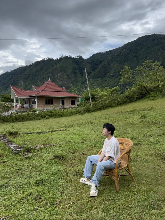 🌄 Lake. Cabin. Peace—A Dreamy Escape at Bobocabin Toba