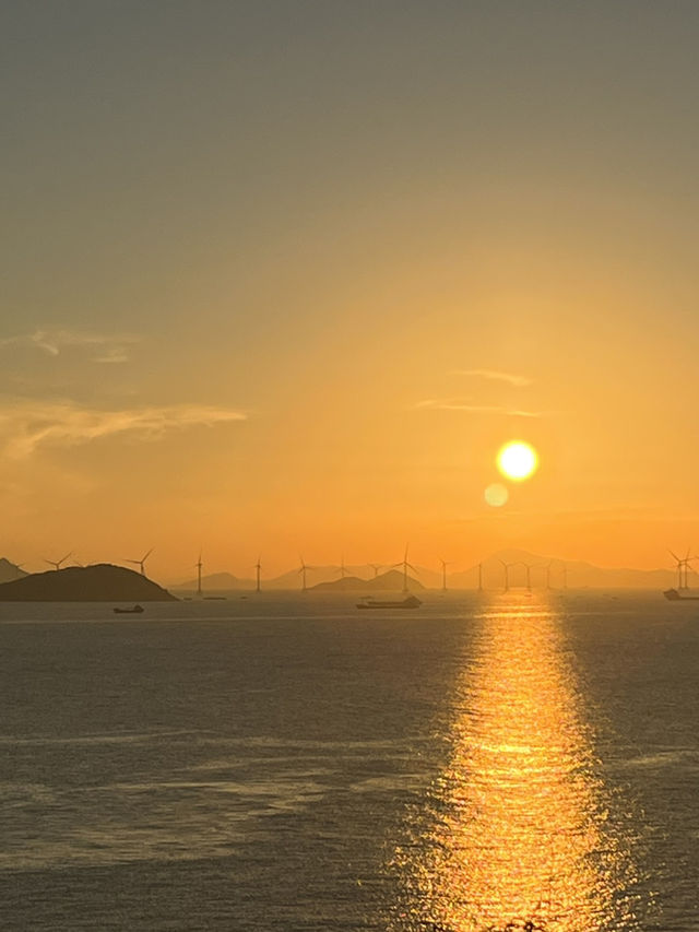 🌅 Guishan Island Lighthouse: Sunsets That Take Your Breath Away