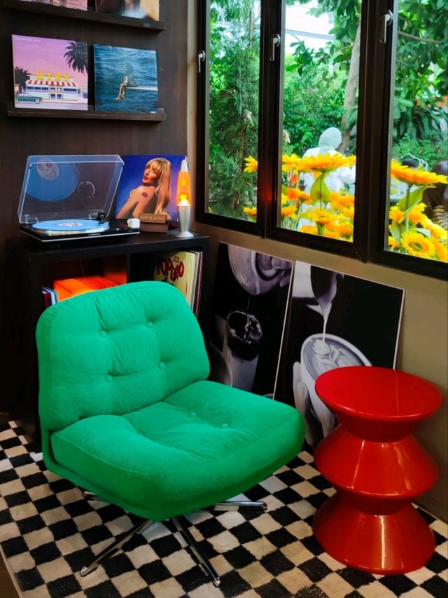 ☕ : calmandcoff cafe คาเฟ่สวนหลวง