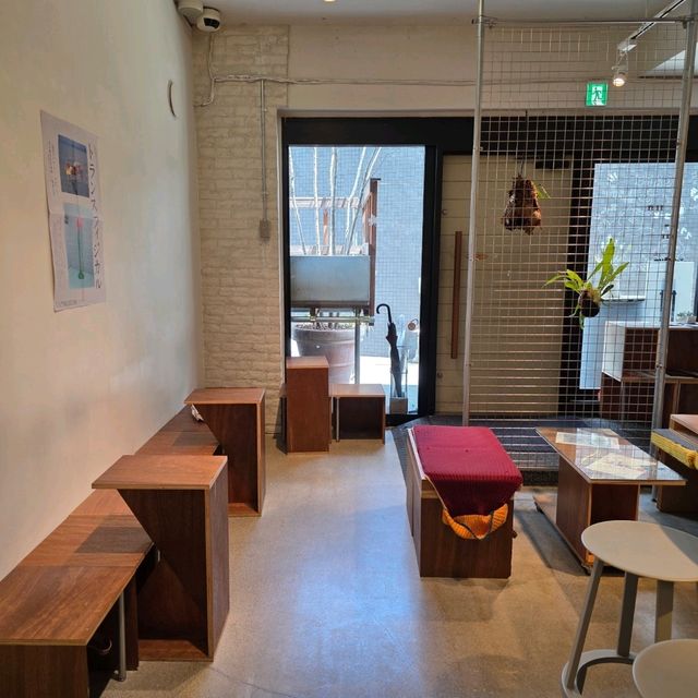 [高田馬場]作業にもぴったりの駅前穴場カフェ[B CAFE & LAB]