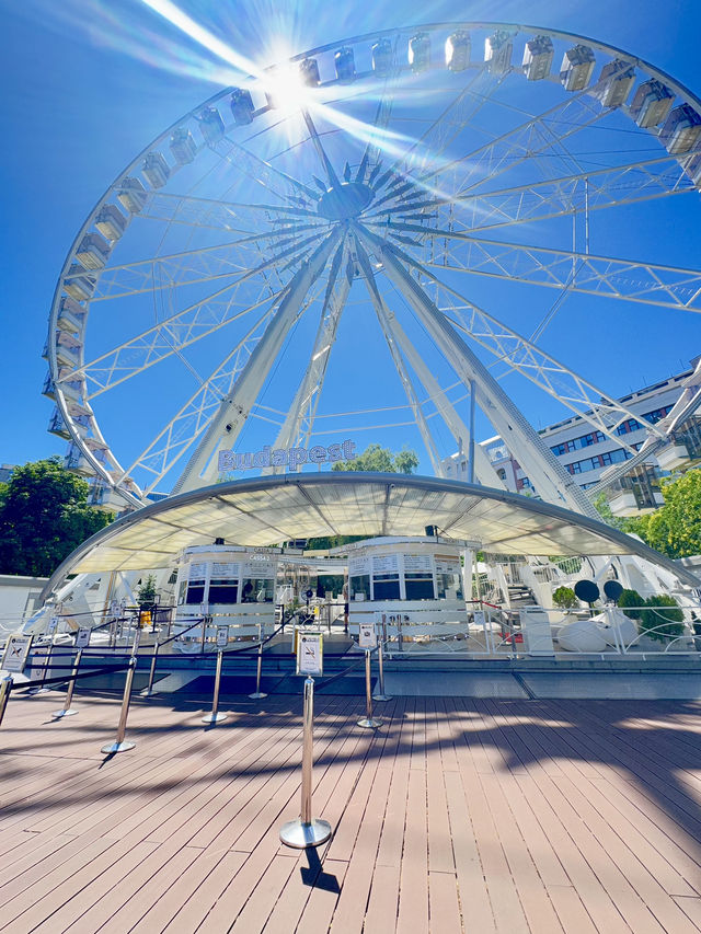 THE FERRIS WHEEL THAT SHOWS YOU BUDAPEST LIKE NEVER BEFORE!