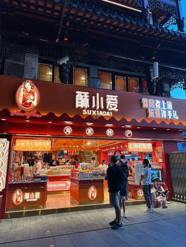 Shanghai’s Timeless Bazaar at Yu Yuan
