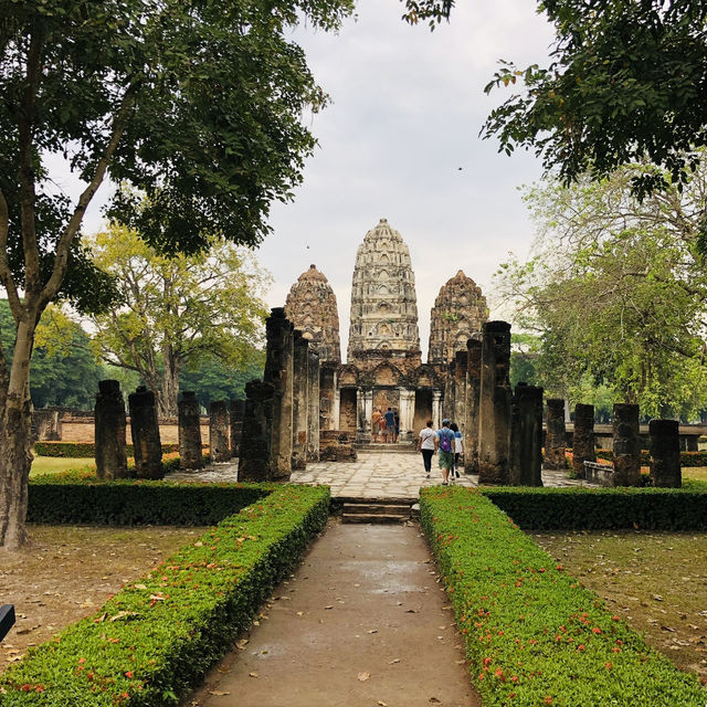 🏯วัดศรีสวาย สุโขทัย ความเก่าแก่ที่ยังมีเสน่ห์🏯