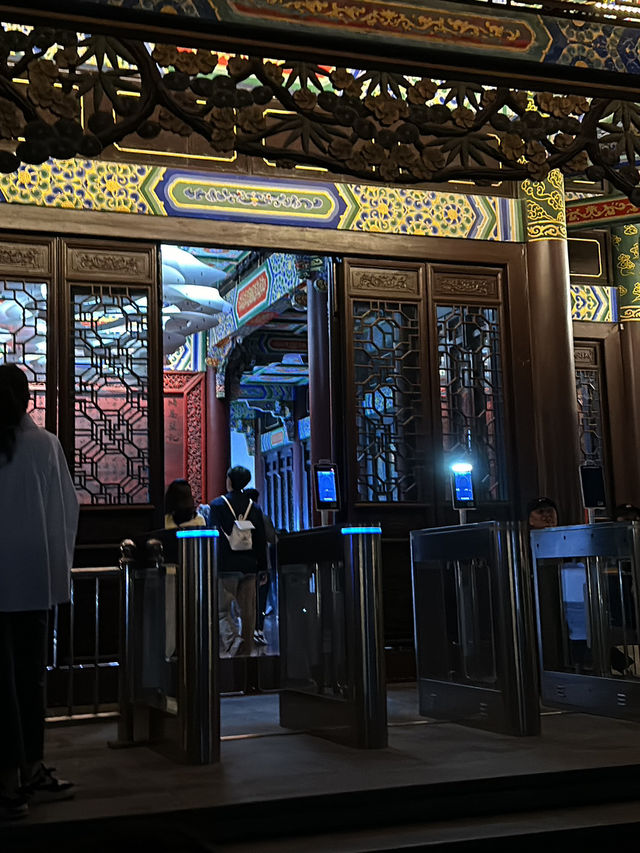 Realm Of Steel Buddhas: Cyber Incense When Light Rail Pierces The Shrine