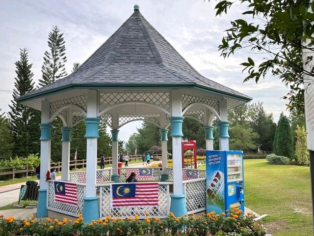 English Garden – A European Touch in Putrajaya 🌸 English Garden – A European Touch in Putrajaya 🌸