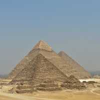 🇪🇬ギザのピラミッド群は古代エジプトの神秘！🗿🏜️✨