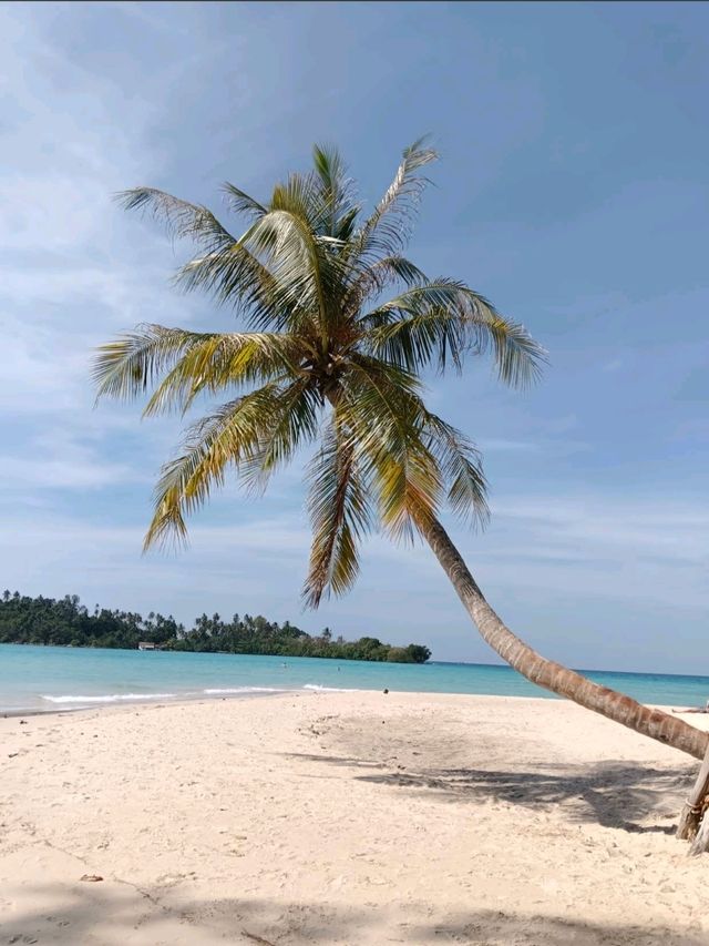 Khlong Han Beach