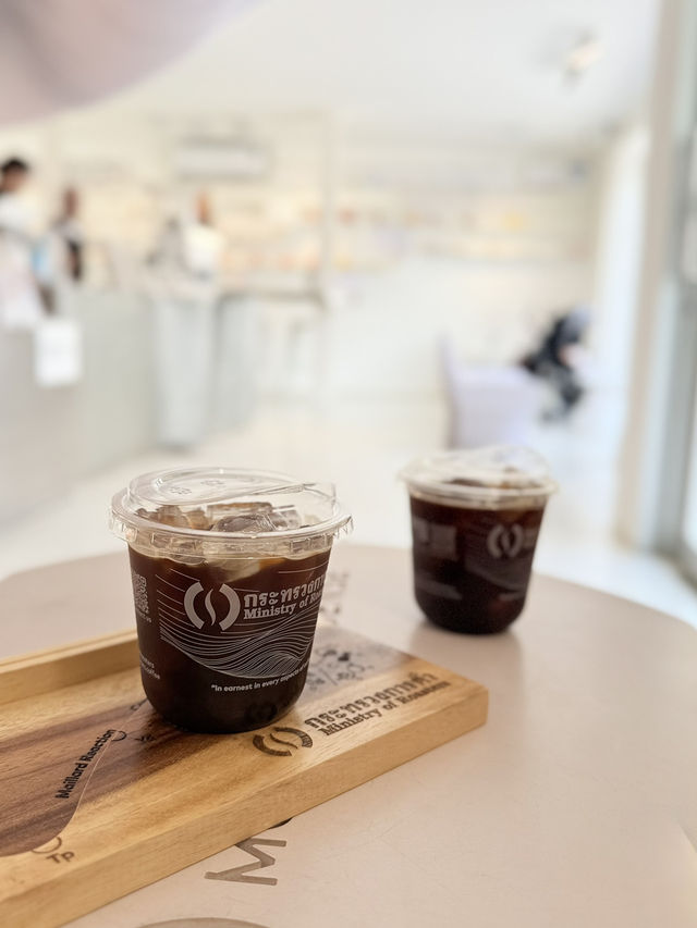 รีวิวคาเฟ่ กระทรวงการคั่ว  Ministry of Roasters