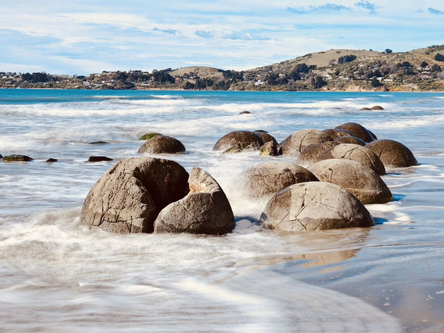 Stones from the Sea: My Solo Trip to the Moeraki Boulders