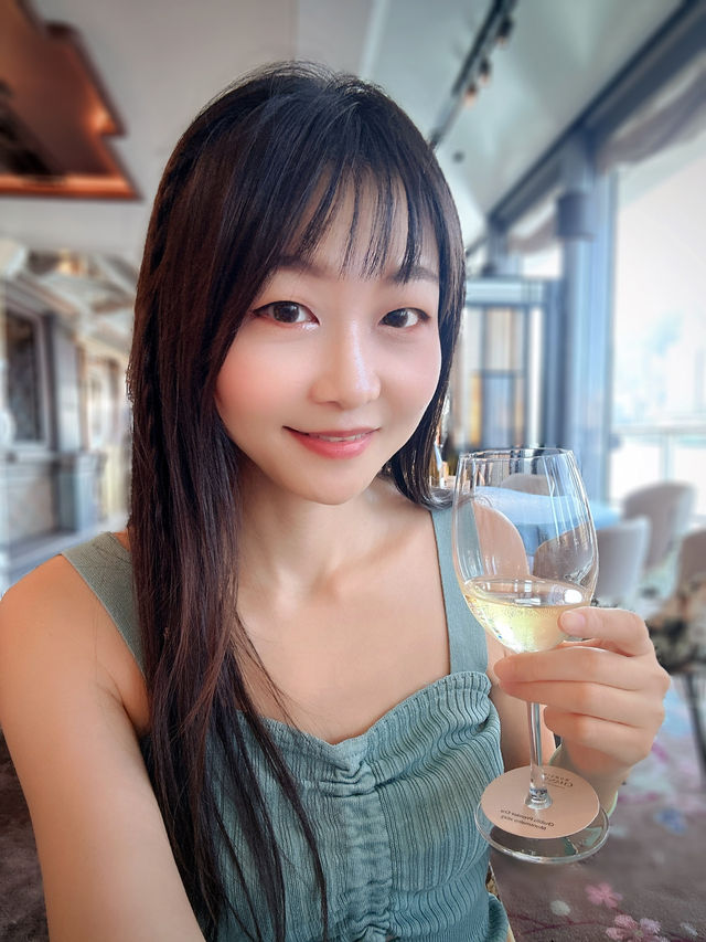 維港醉人夜景 x 頂級美酒佳餚饗宴🍷✨  