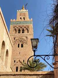 Marveling at Marrakech's Koutobia Mosque! 🕌