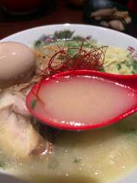 半熟蛋點亮拉麵滋味