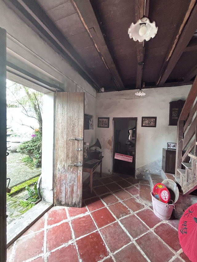 100 Years Thein Suek House