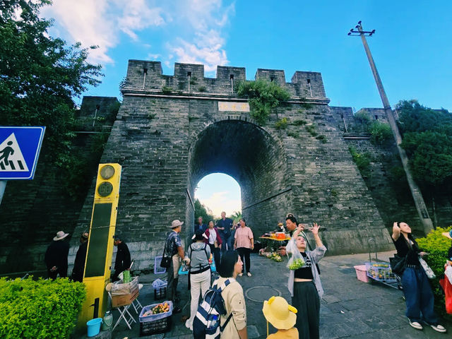 Historical Significance of Dali Ancient City South Gate* Historical Significance of Dali Ancient City South Gate*