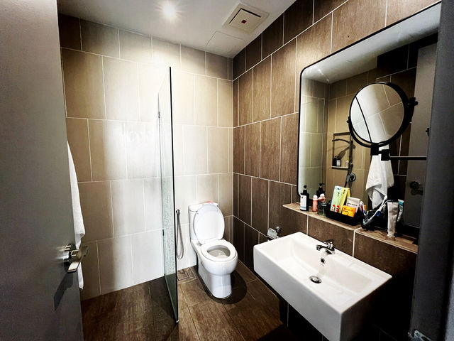 Iconic Regency Service Residence — Modern Comfort with Stunning Views in Bayan Lepas