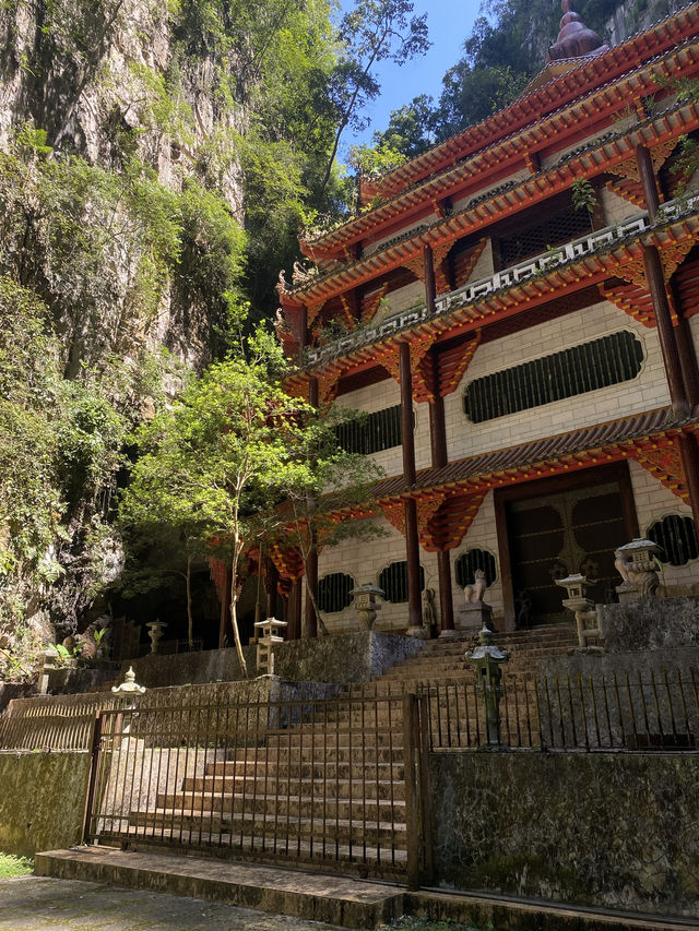 Caves, Coffee & Calm — A Weekend in Ipoh