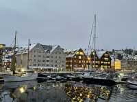 雪山下最夢幻城市🌃