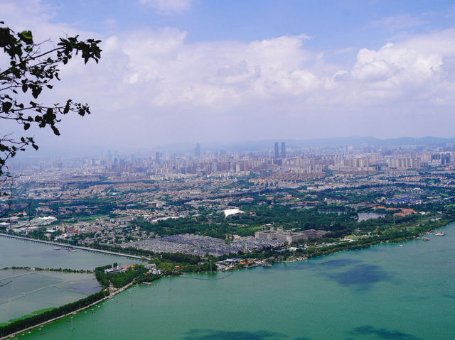 เขาซีซาน (Xishan Mountain) เขาซีซาน (Xishan Mountain)