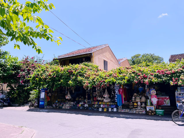 Hoi An: Yellow Walls Mood✨💛 Hoi An: Yellow Walls Mood✨💛