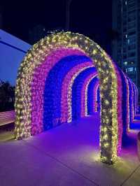 Where Concrete Hulls Sail into City Dreams: The Whampoa Pulse