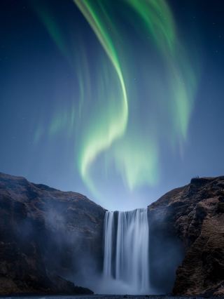 💚🇮🇸 Chasing the Northern Lights Across Iceland 🇮🇸💚