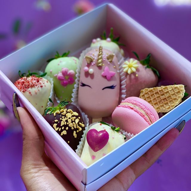 Satisfy your sweet tooth! ✨
