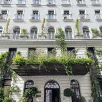 Hotel Motto “Vienna+Paris: A Love Story”💘