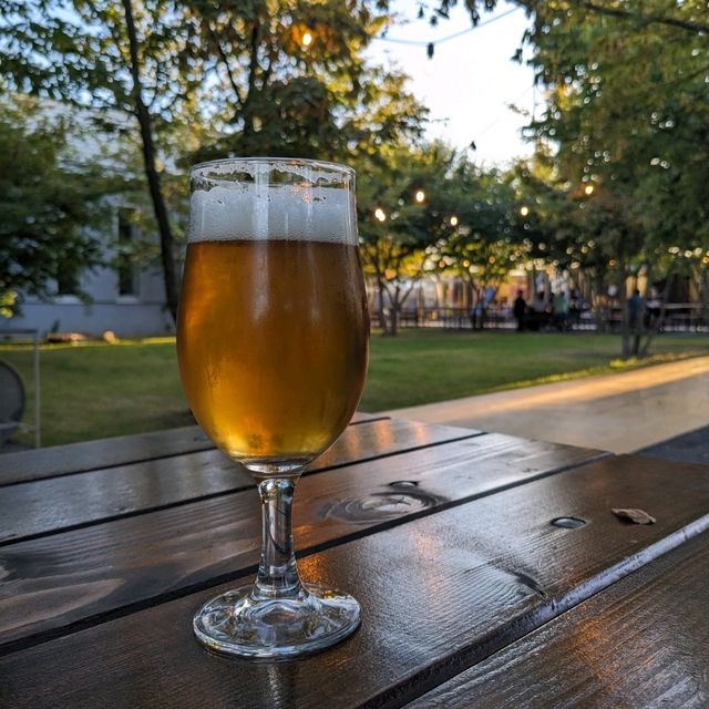 【ザグレブ】ビアガーデン併設の人気醸造所「The Garden Brewery」