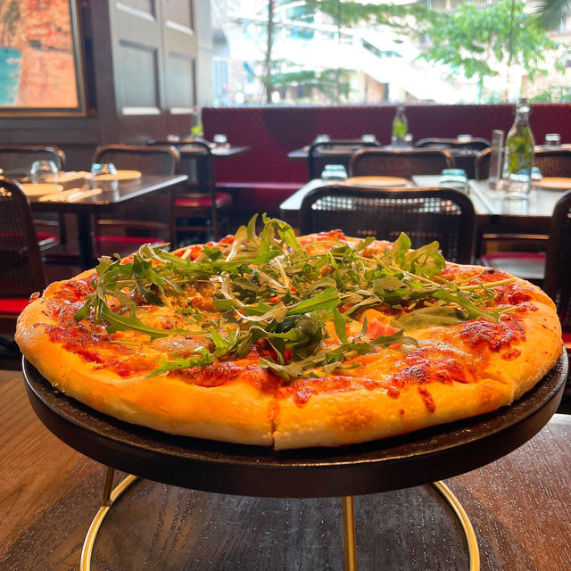 荃灣高質西餐廳🍕必食手工拉芝pizza