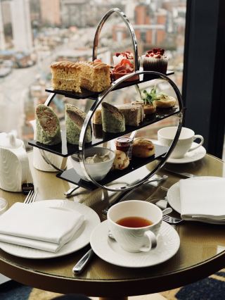 Manchester | Cloud 23, the must try afternoon tea with view