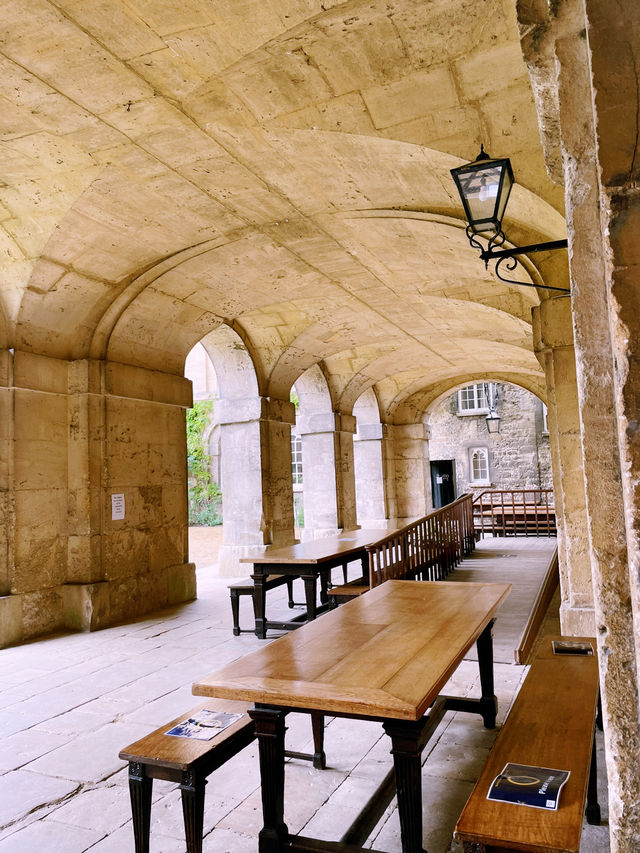 🌿 Worcester College, Oxford: A Hidden Garden Oasis 🌿