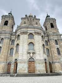 A masterpiece of Baroque grandeur — welcome to the Basilica of St. Martin in Weingarten, Germany 🇩🇪